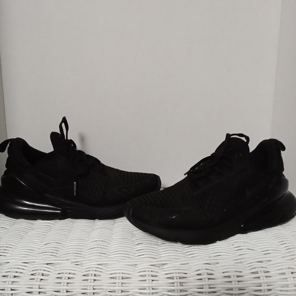 Men's Air Max Black Athletic Sneakers